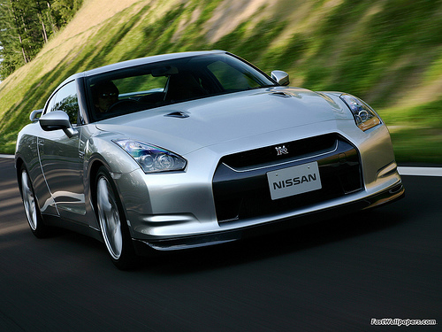 nissan GT-R coupe